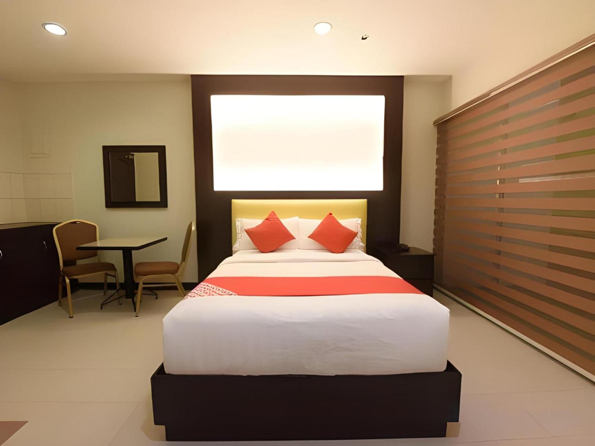 Oyo 115 Northridge Mansions Hotell Quezón by Eksteriør bilde